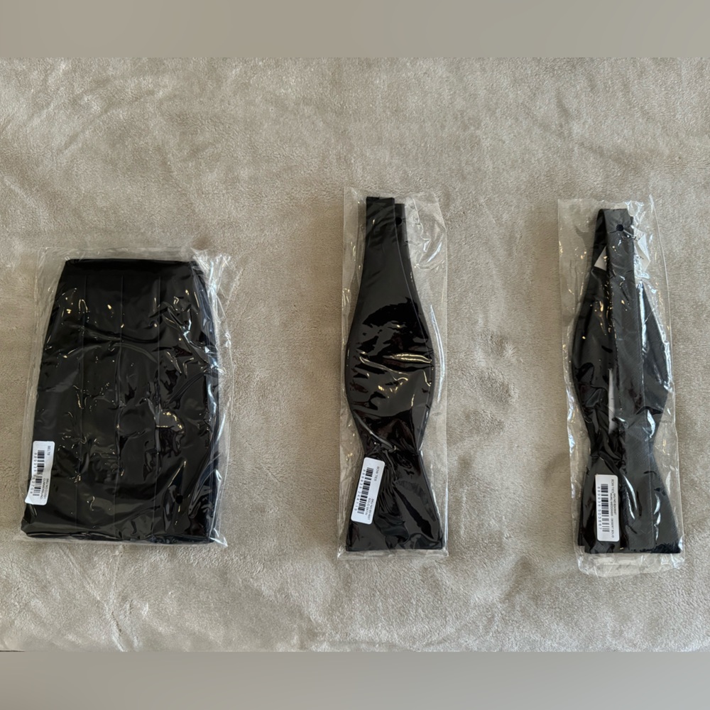 Brand new The Tie Bar black bow tie, black cummerbund, and black desert bow tie.